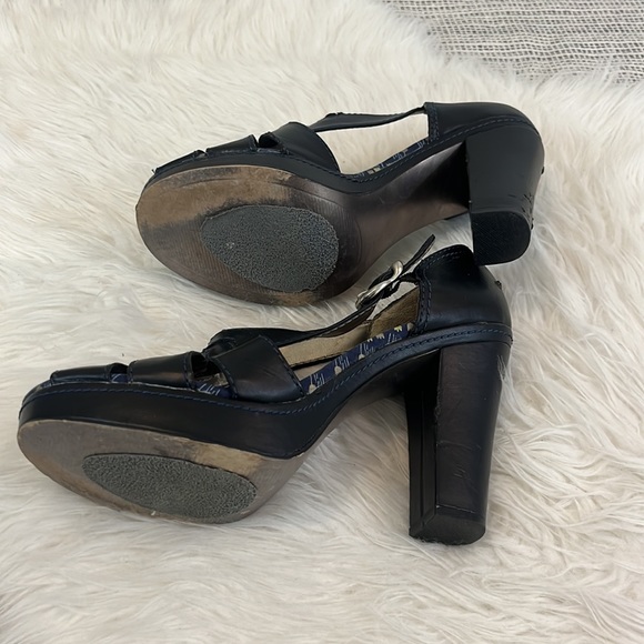 r2 Hudson women’s 9 navy platform 4in heals - Picture 6 of 11